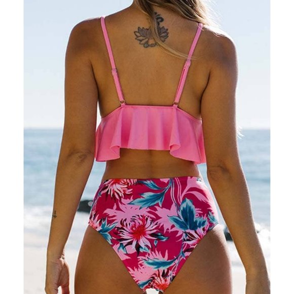 Spaghetti Straps Ruffled Bikini - Picture 4 of 4